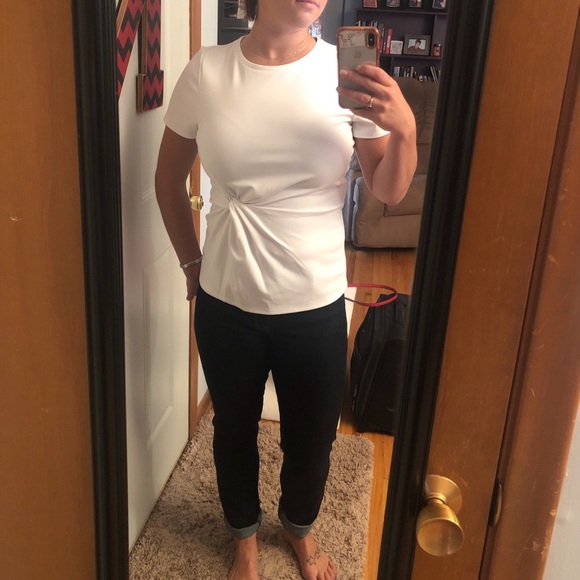 Express Tee - Picture 3 of 5